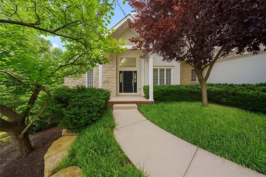 26266 West 110th Terrace, Olathe, KS 66061