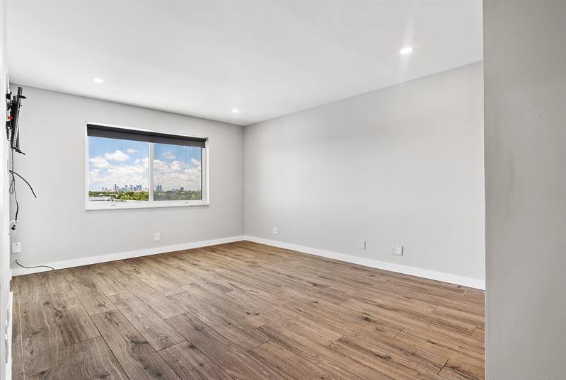 3050 NE 16th Ave 706, Oakland Park, FL 33334