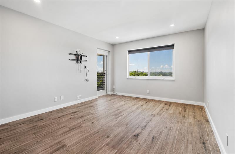 3050 NE 16th Ave 706, Oakland Park, FL 33334