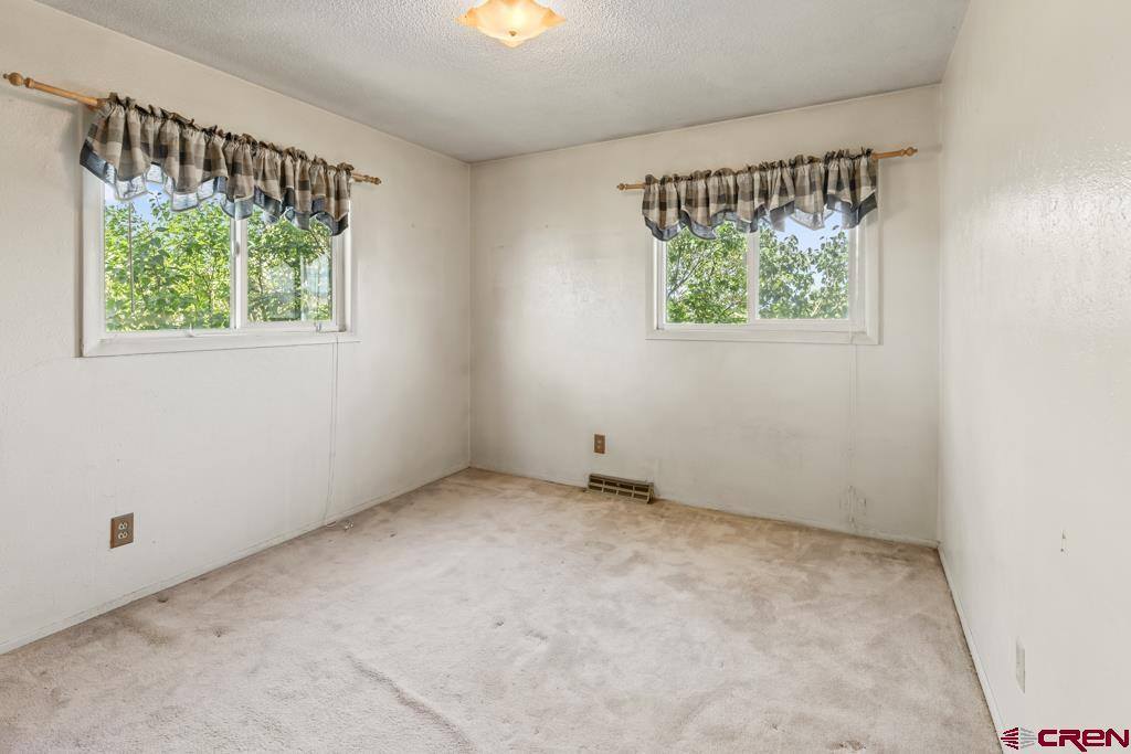 60433 Falcon Road, Olathe, CO 81425