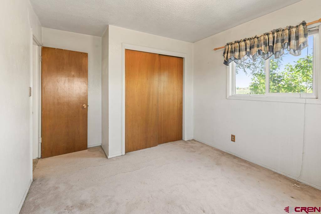 60433 Falcon Road, Olathe, CO 81425