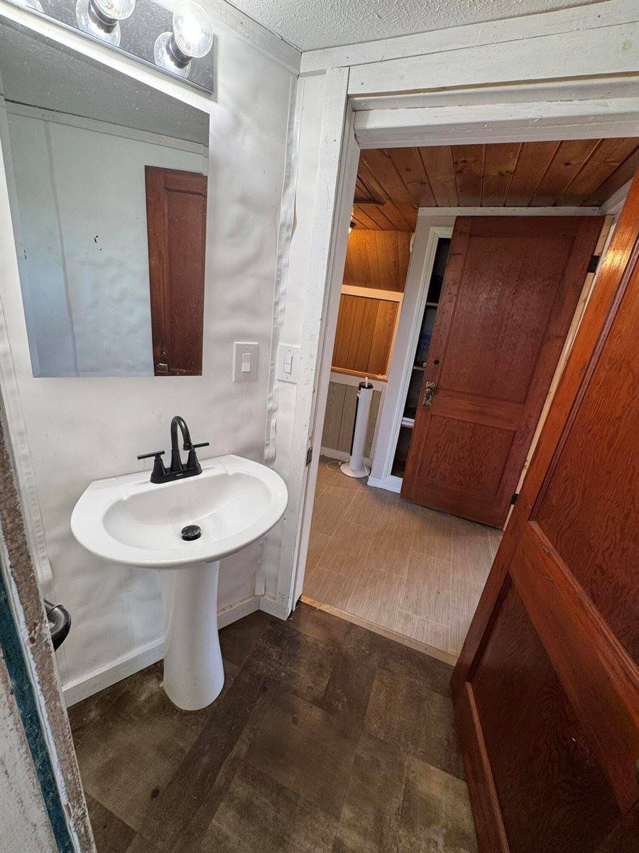 314 Flat Mountain Road, Saint Agatha, ME 04772