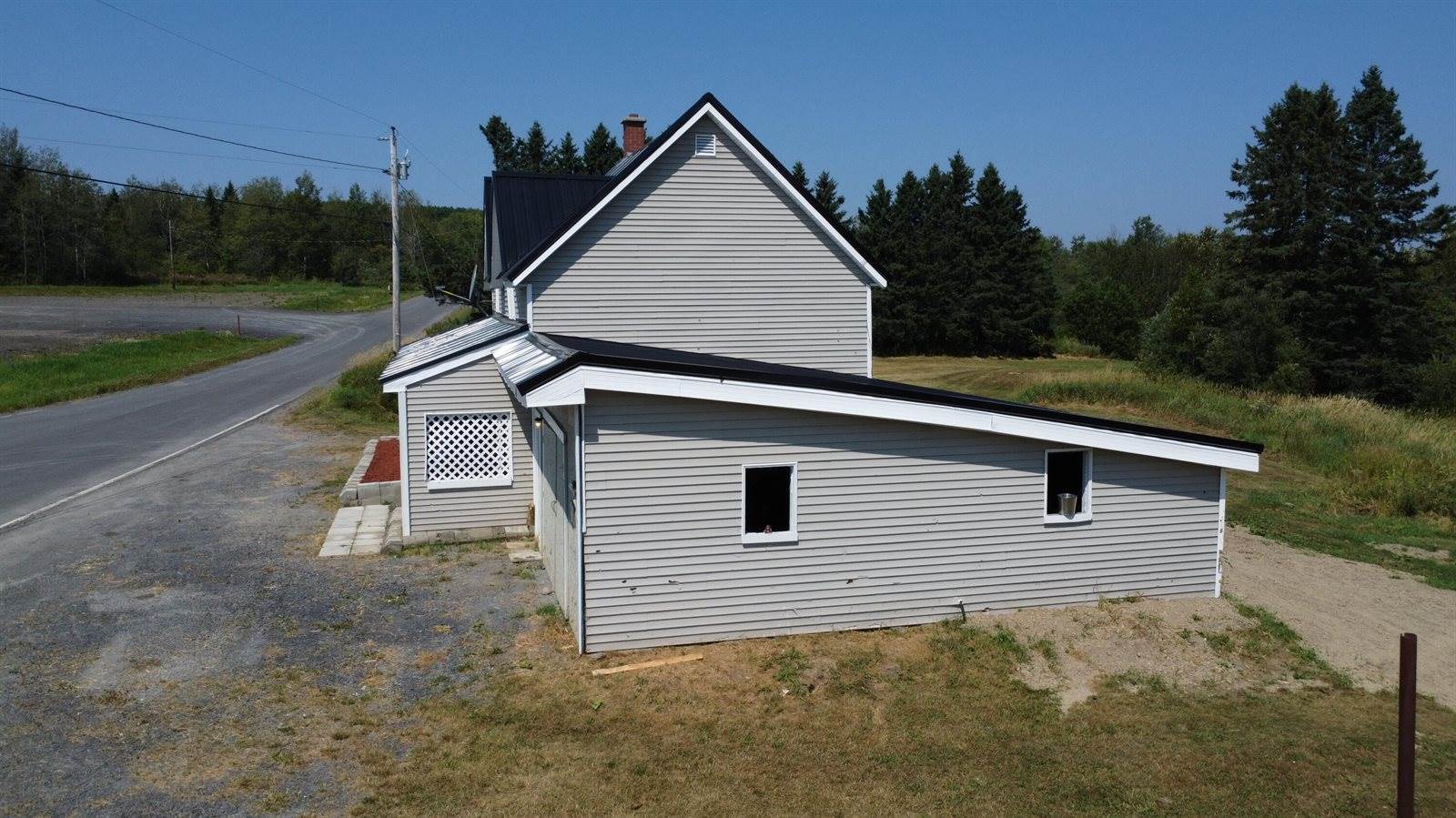 314 Flat Mountain Road, Saint Agatha, ME 04772