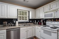 8217 Meadowlake Village Drive, Northport, AL 35473