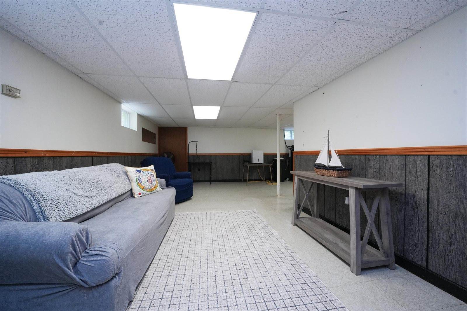 22 Bartley Lane, Bucksport, ME 04416