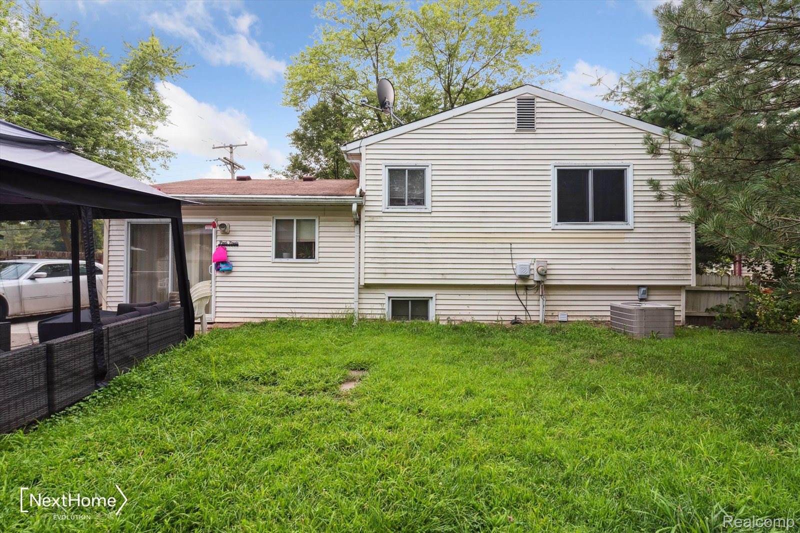 15925 Harrison, RomulusCity_Wayne, MI 48174