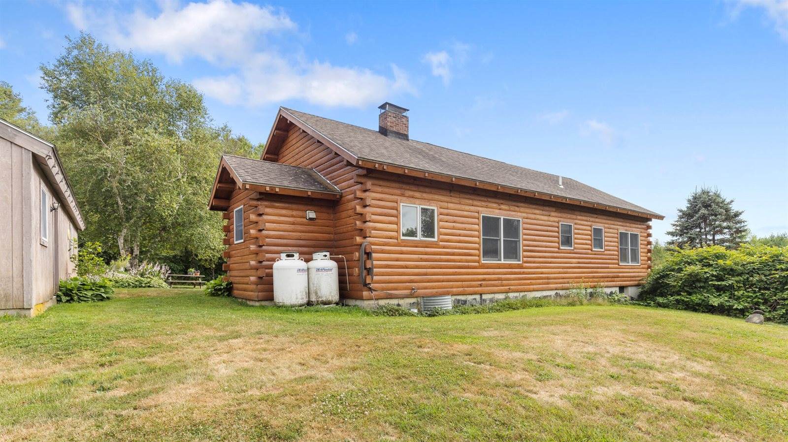 69 Hatch Road, Prospect, ME 04981