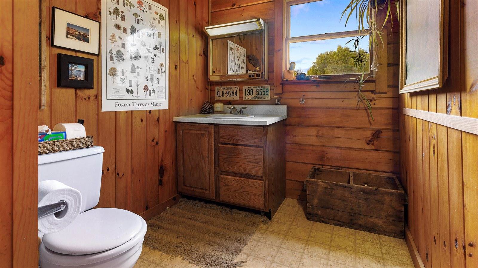 69 Hatch Road, Prospect, ME 04981