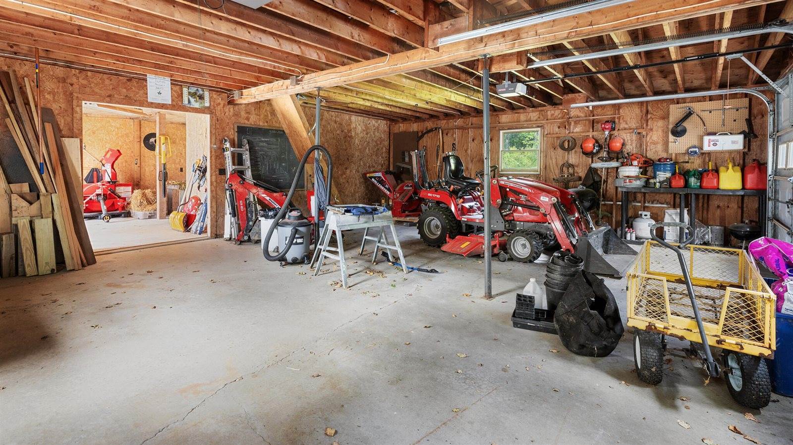 69 Hatch Road, Prospect, ME 04981