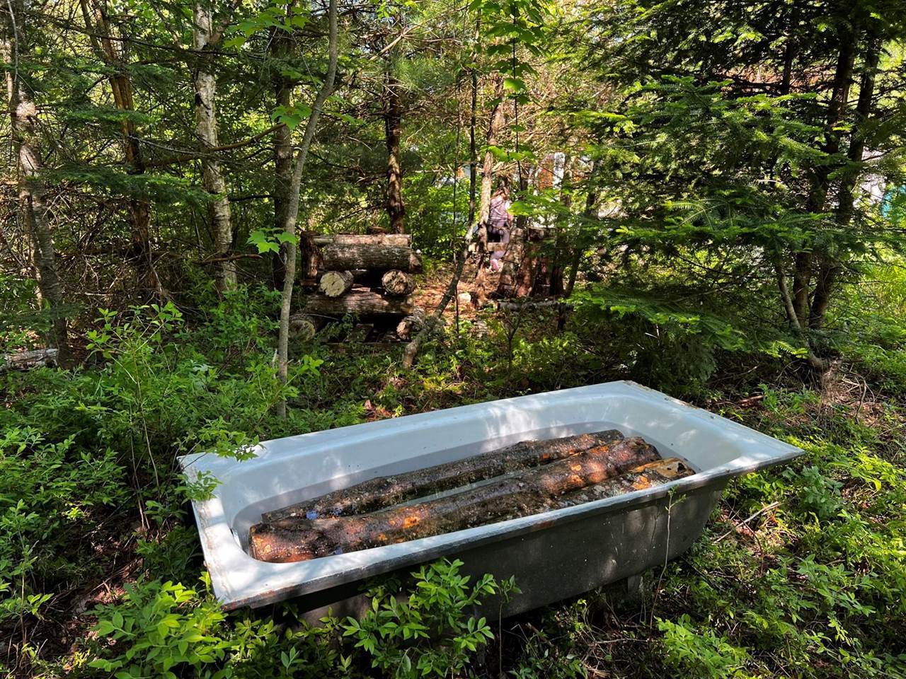 69 Hatch Road, Prospect, ME 04981