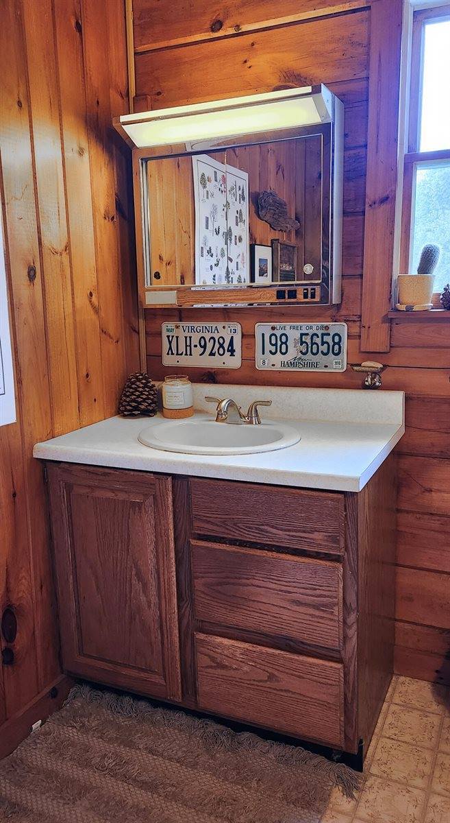 69 Hatch Road, Prospect, ME 04981