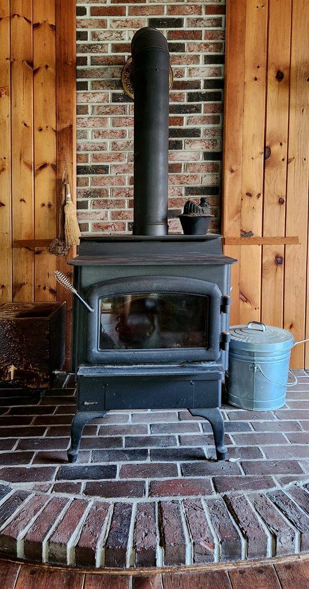 69 Hatch Road, Prospect, ME 04981