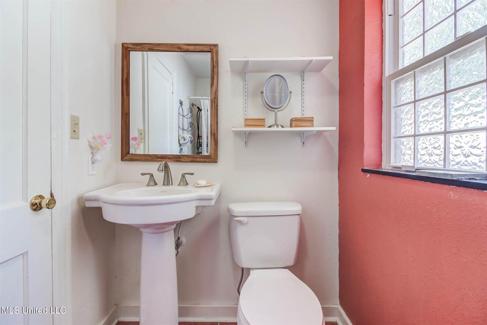 179 Gardenia Street, Biloxi, MS 39531