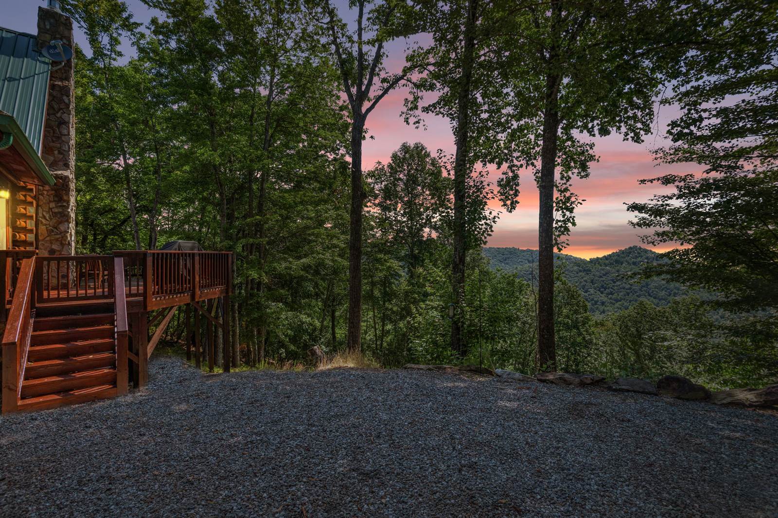 2235 Buck Mountain Rd, Purlear, NC 28665