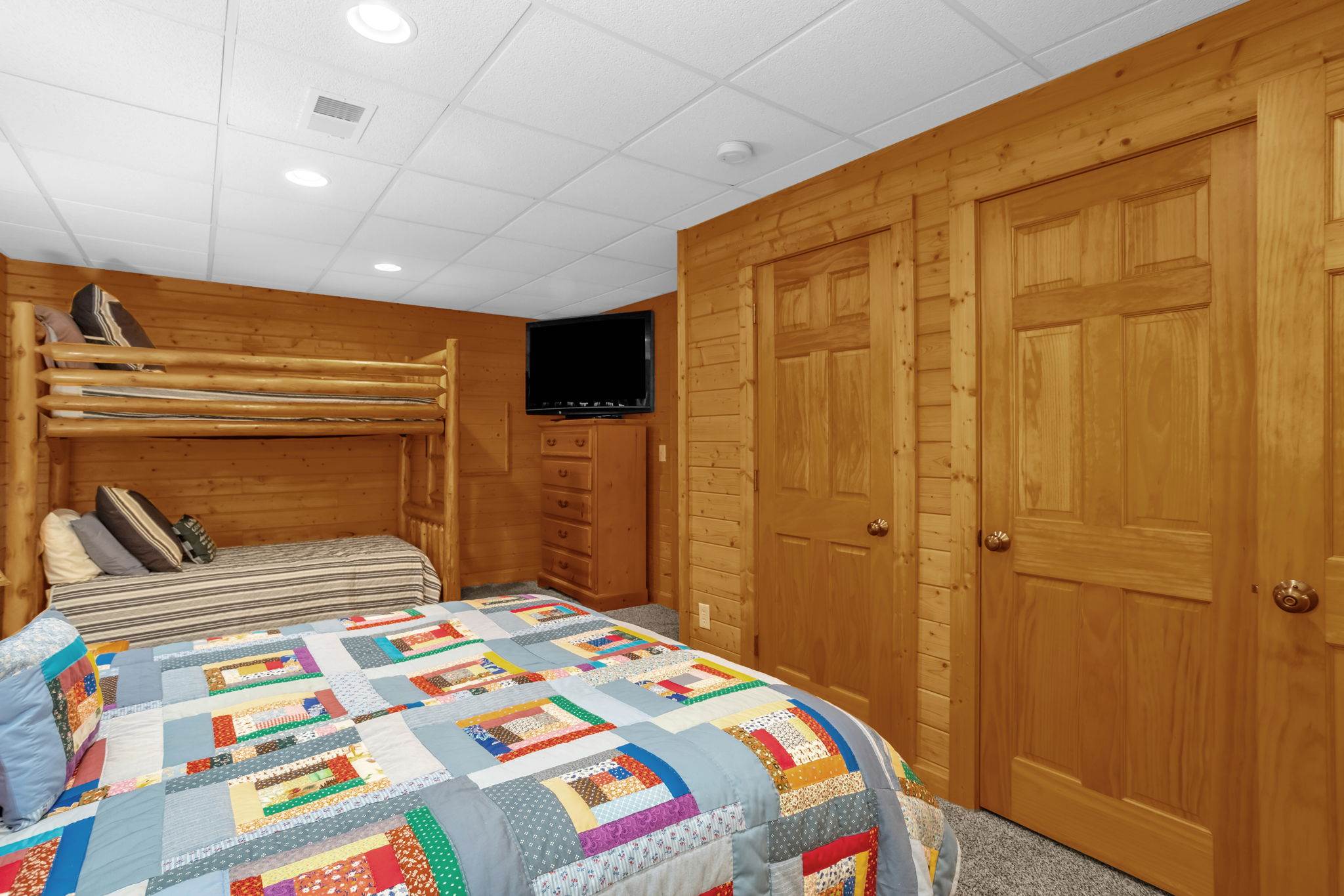 2235 Buck Mountain Rd, Purlear, NC 28665