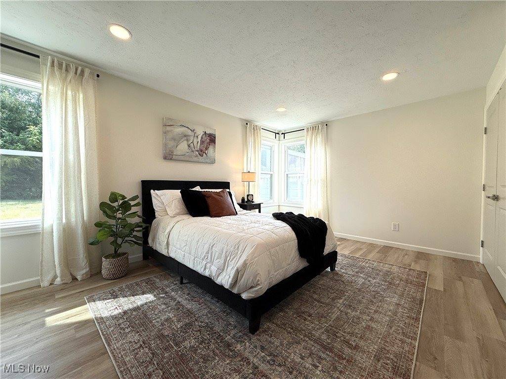 42 Sycamore Drive, New Middletown, OH 44442