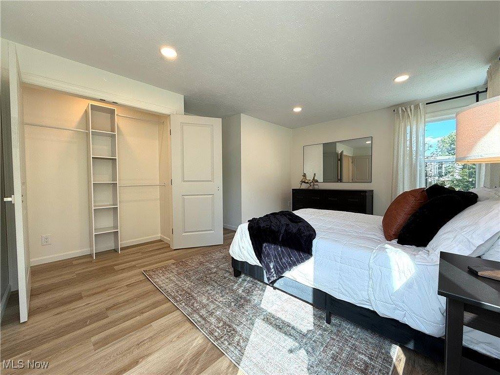 42 Sycamore Drive, New Middletown, OH 44442