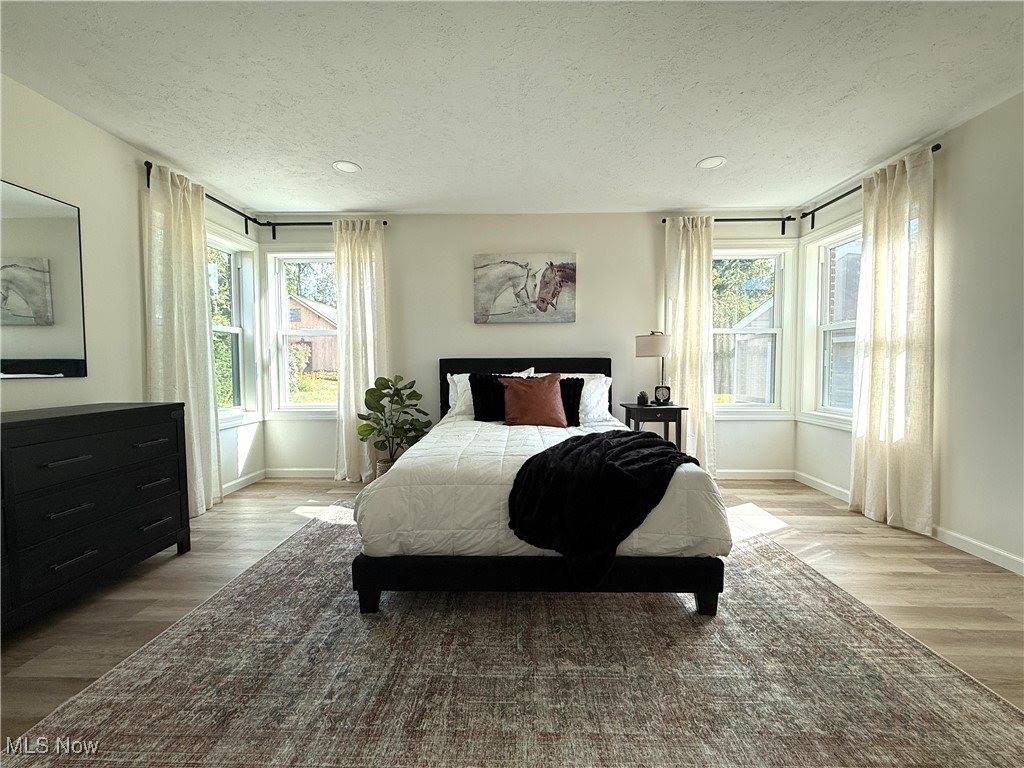 42 Sycamore Drive, New Middletown, OH 44442