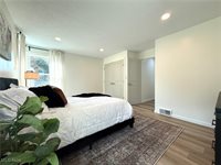 42 Sycamore Drive, New Middletown, OH 44442