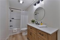 42 Sycamore Drive, New Middletown, OH 44442