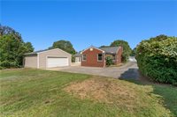 42 Sycamore Drive, New Middletown, OH 44442