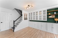 4 Persimmon Ct, JC, West Bergen, NJ 07305