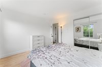 4 Persimmon Ct, JC, West Bergen, NJ 07305