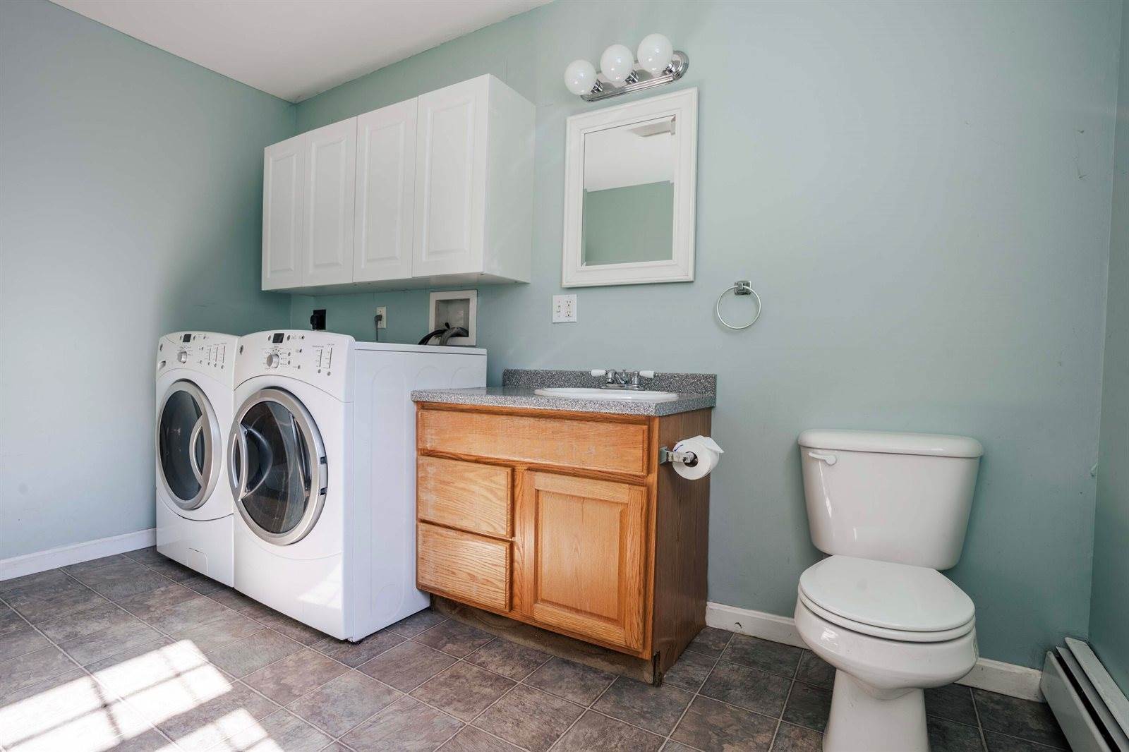 67 Briarwood Drive, Bangor, ME 04401