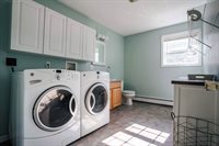 67 Briarwood Drive, Bangor, ME 04401