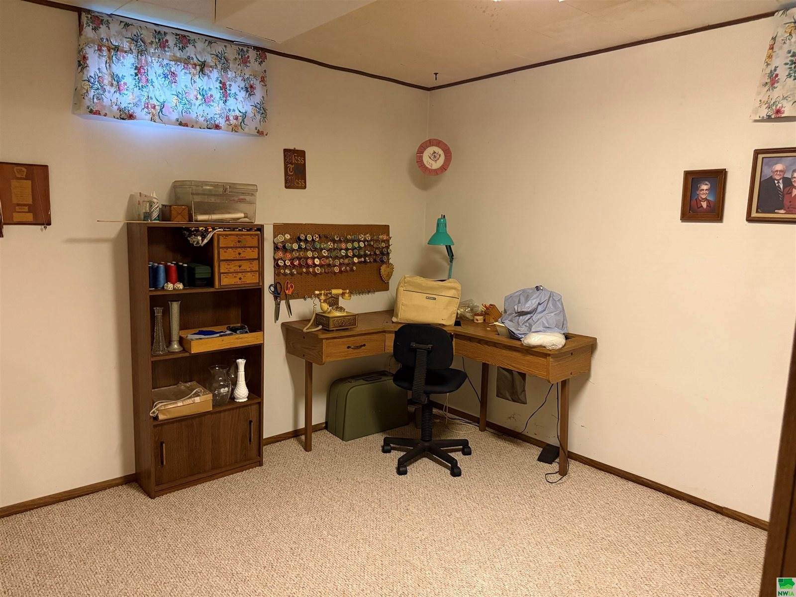 2040 Clover Dr., Akron, IA 51001