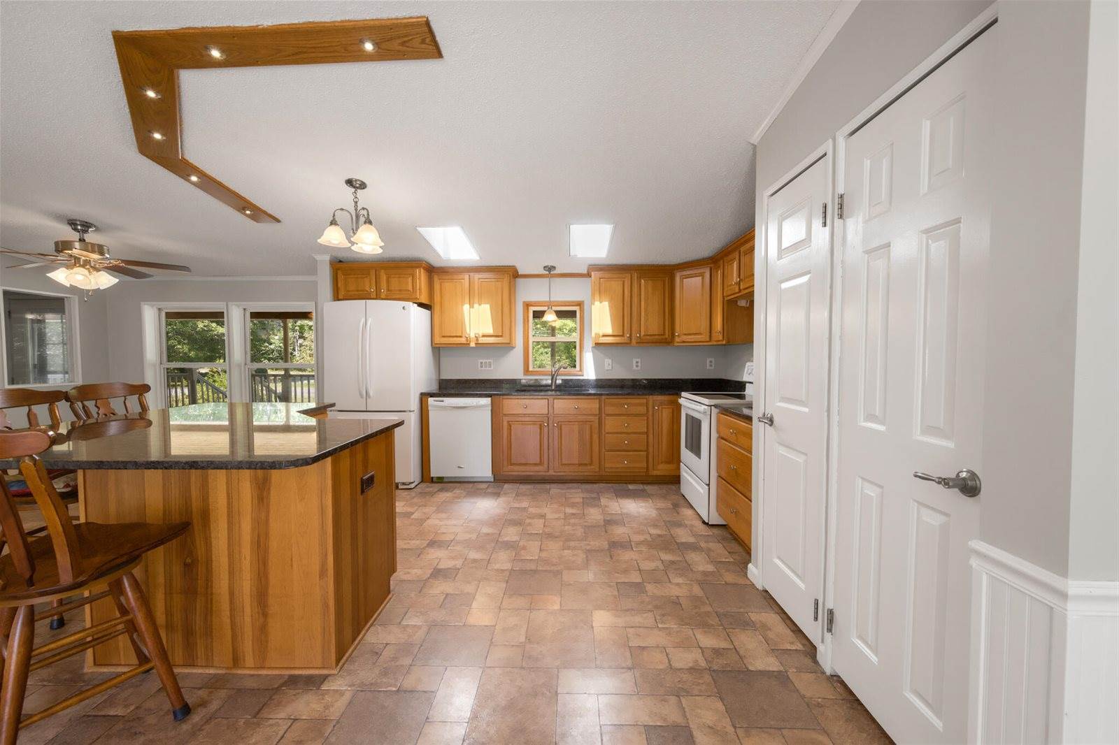 646 Oak Pond Road, Skowhegan, ME 04976