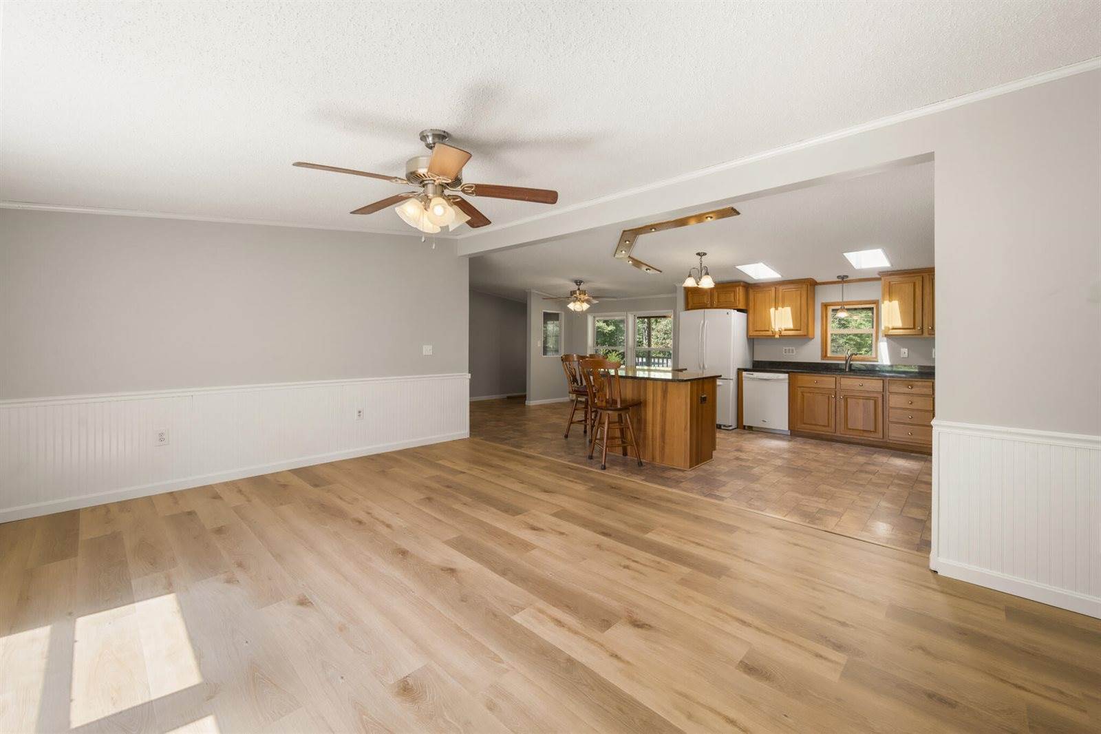 646 Oak Pond Road, Skowhegan, ME 04976