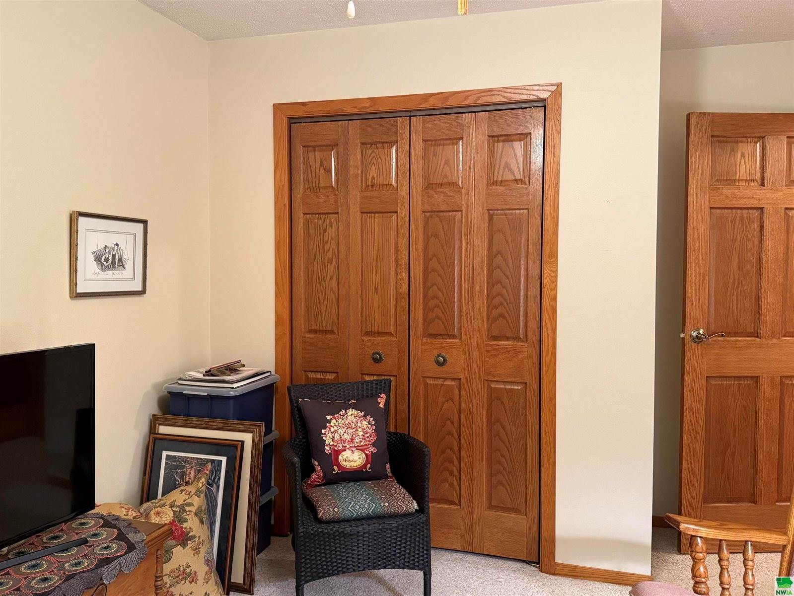 841 Country Club Dr, Akron, IA 51001