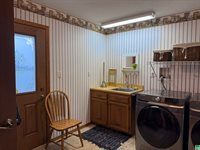 841 Country Club Dr, Akron, IA 51001