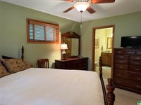 841 Country Club Dr, Akron, IA 51001