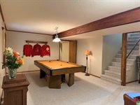 841 Country Club Dr, Akron, IA 51001