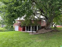 841 Country Club Dr, Akron, IA 51001
