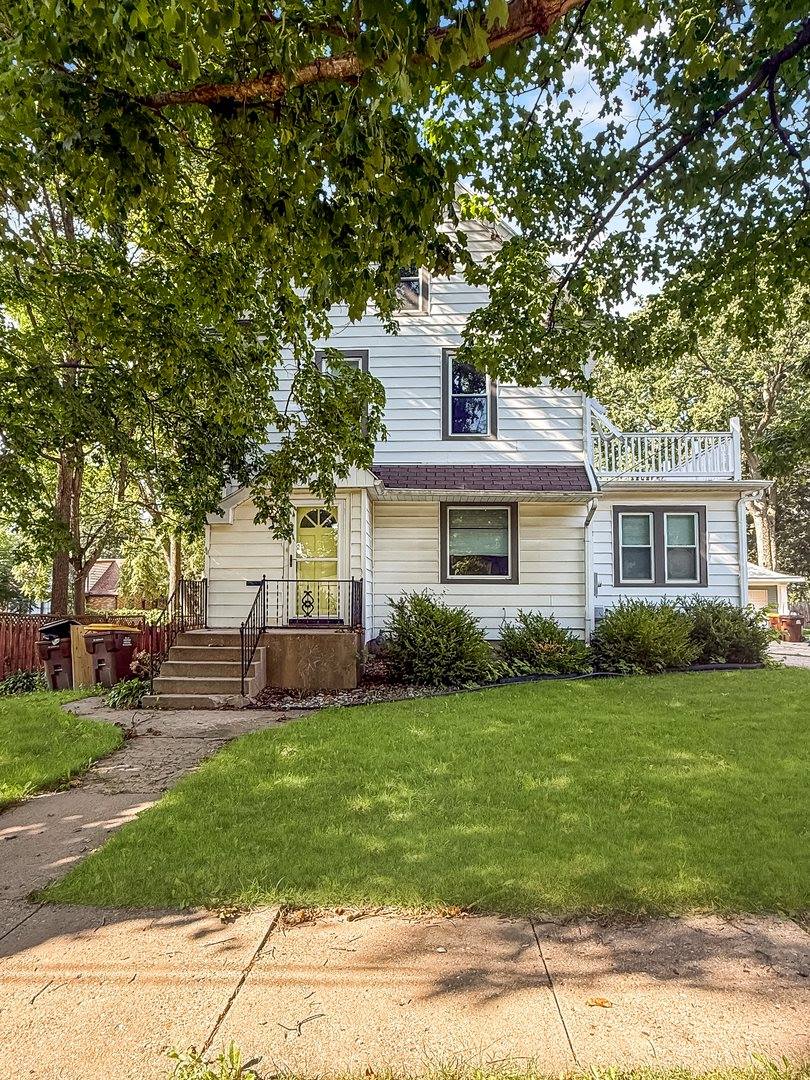 116 East Fuller Street, Freeport, IL 61032