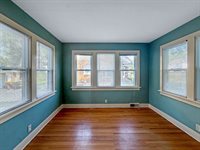 116 East Fuller Street, Freeport, IL 61032