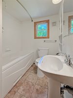 712 South 14th Avenue, Freeport, IL 61032