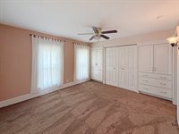 712 South 14th Avenue, Freeport, IL 61032