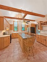 712 South 14th Avenue, Freeport, IL 61032