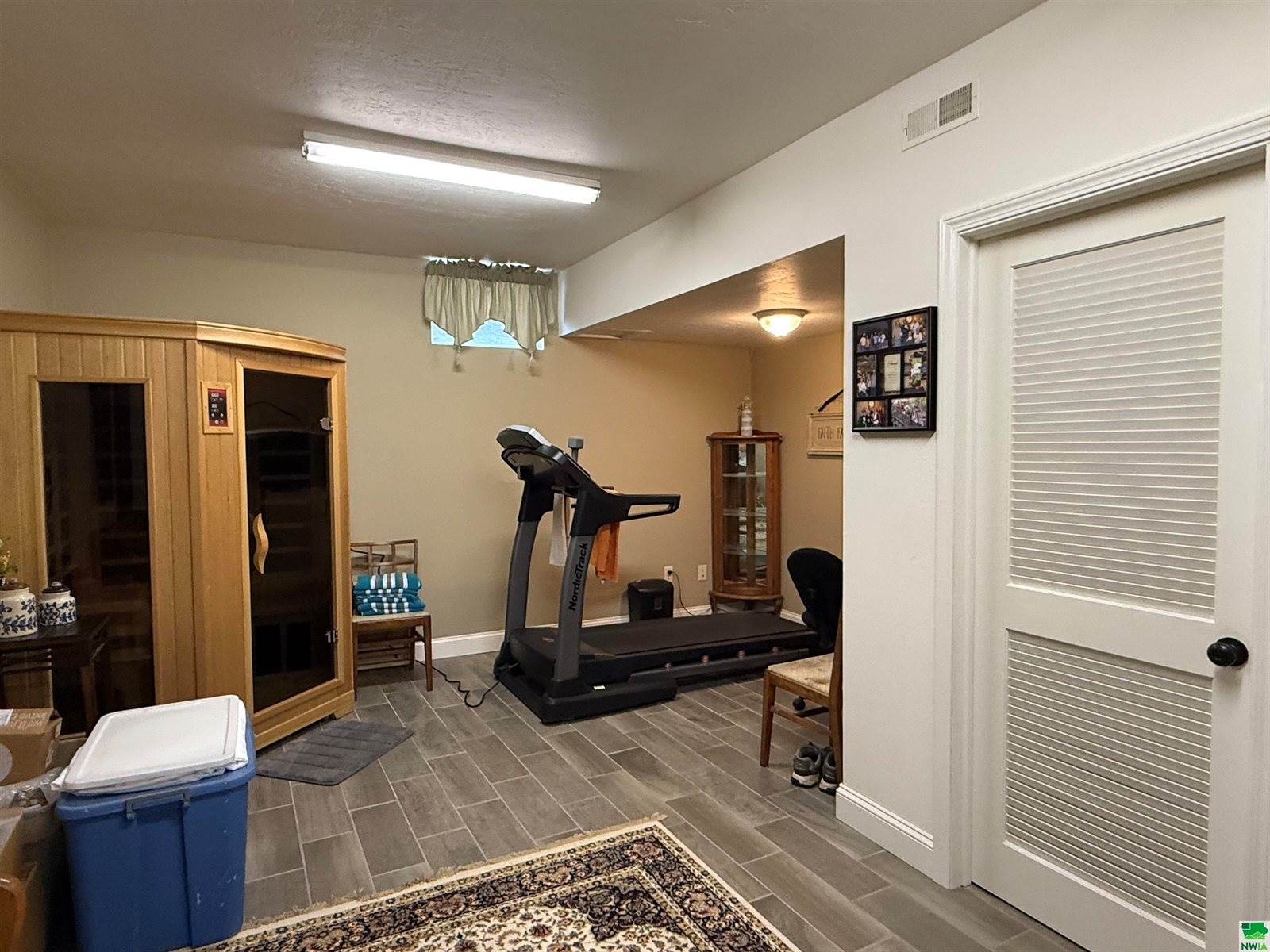 400 Reed St., Akron, IA 51001