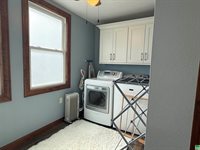 400 Reed St., Akron, IA 51001