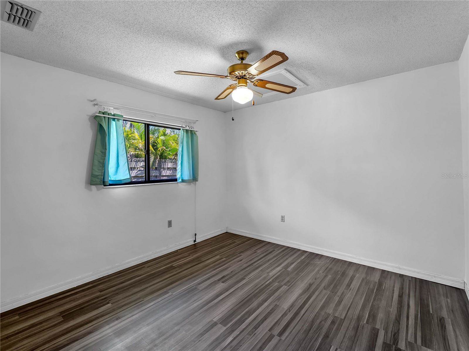 8429 Cypress Lake Circle, Sarasota, FL 34243