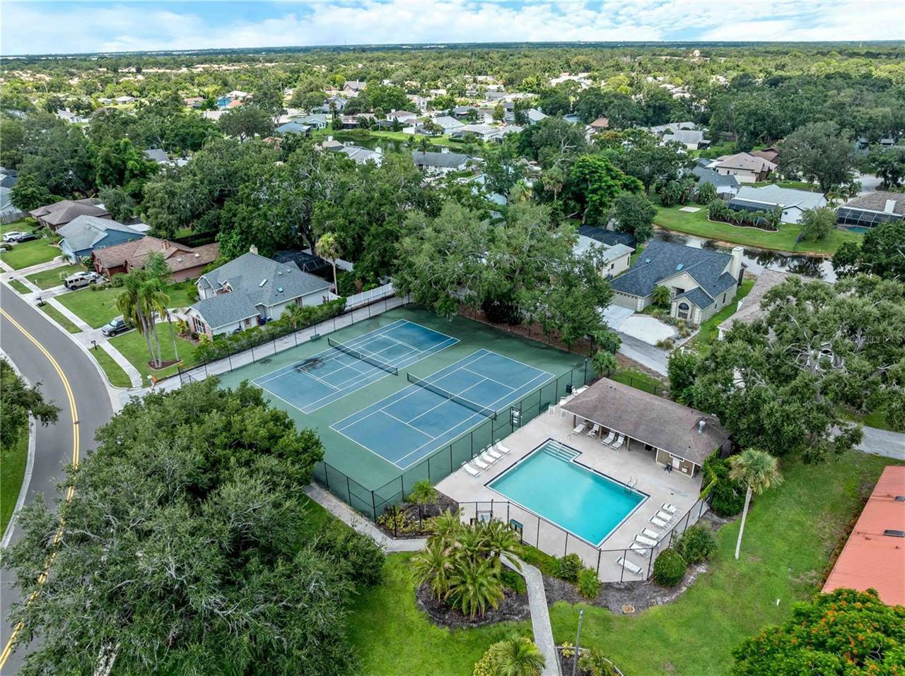 8429 Cypress Lake Circle, Sarasota, FL 34243