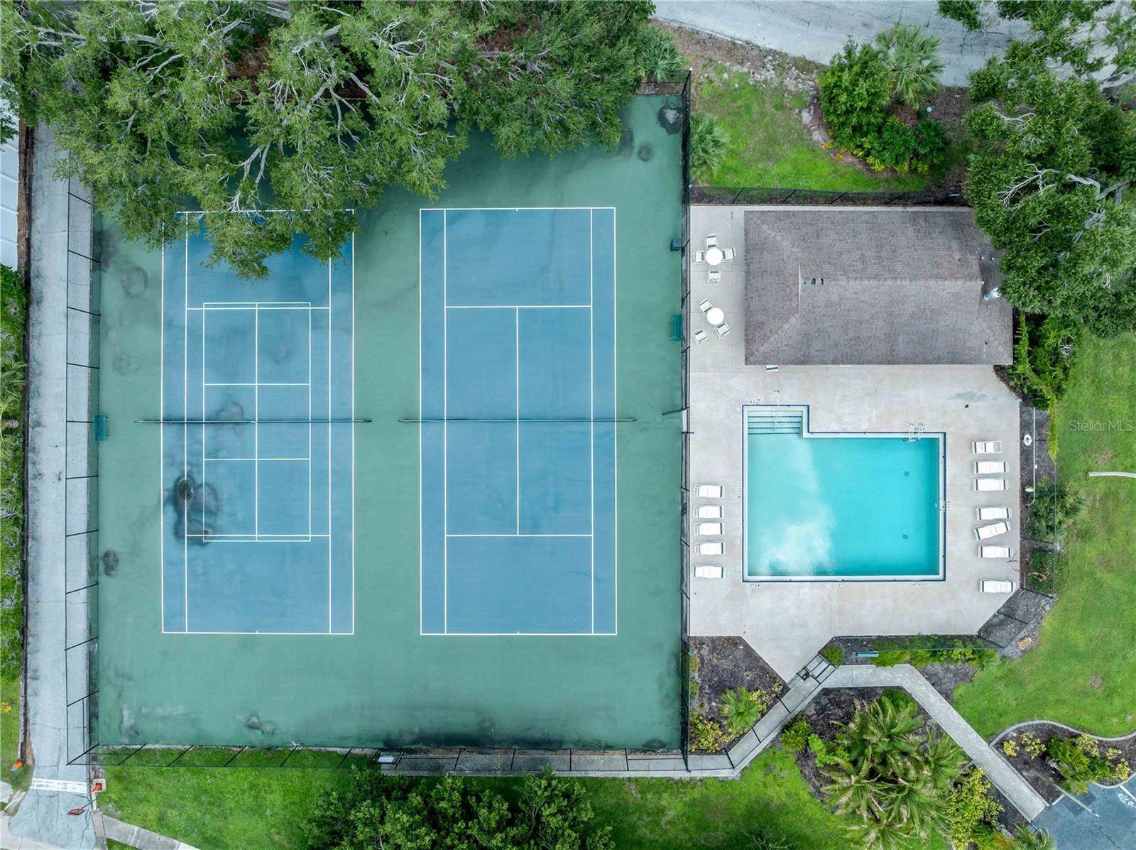 8429 Cypress Lake Circle, Sarasota, FL 34243