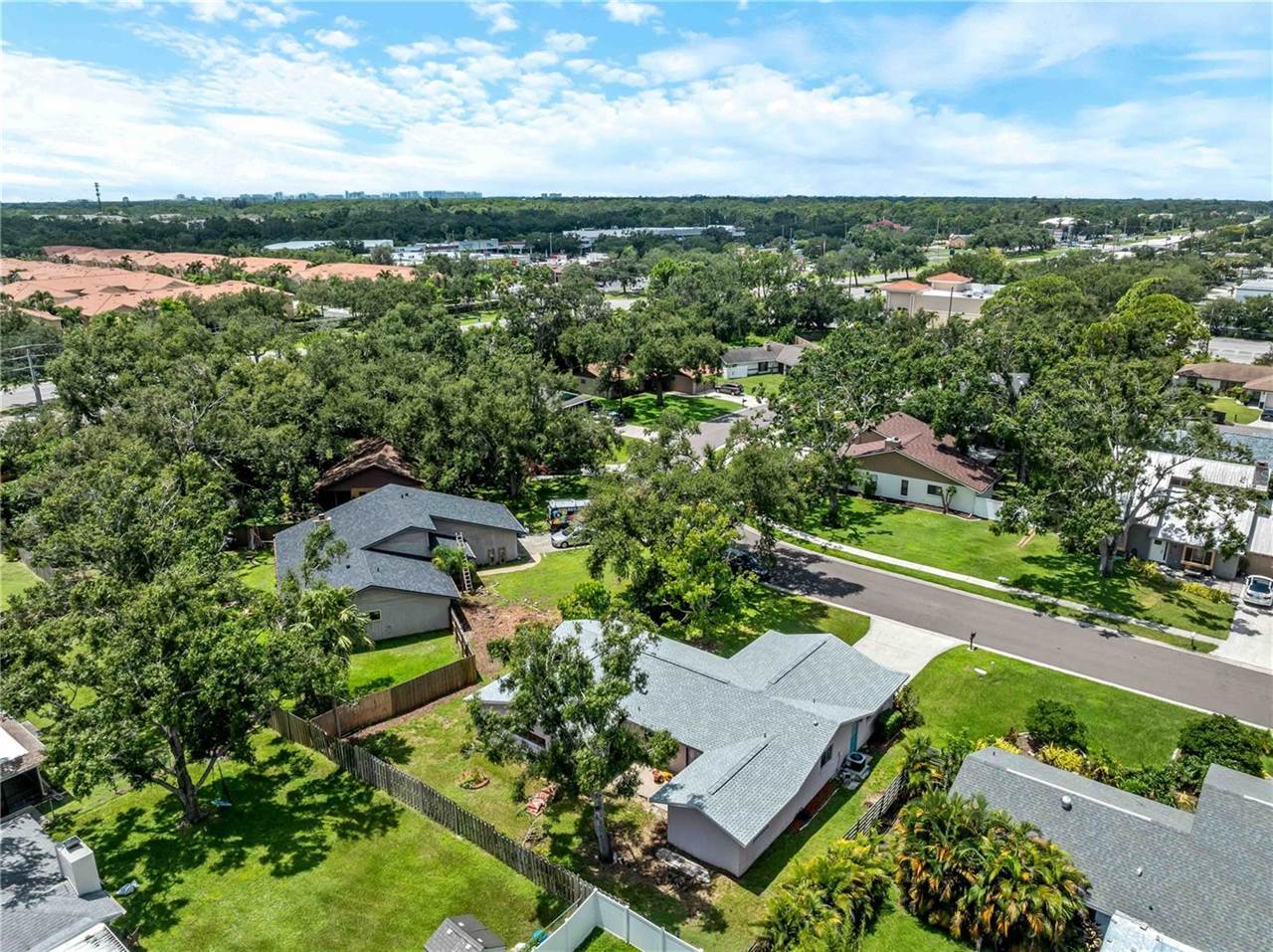 8429 Cypress Lake Circle, Sarasota, FL 34243