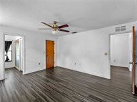 8429 Cypress Lake Circle, Sarasota, FL 34243