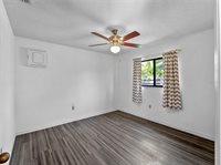 8429 Cypress Lake Circle, Sarasota, FL 34243